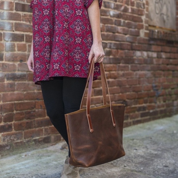 Goforthgoods "Avery" Tote, Medium, Mocha - Picture 3 of 12